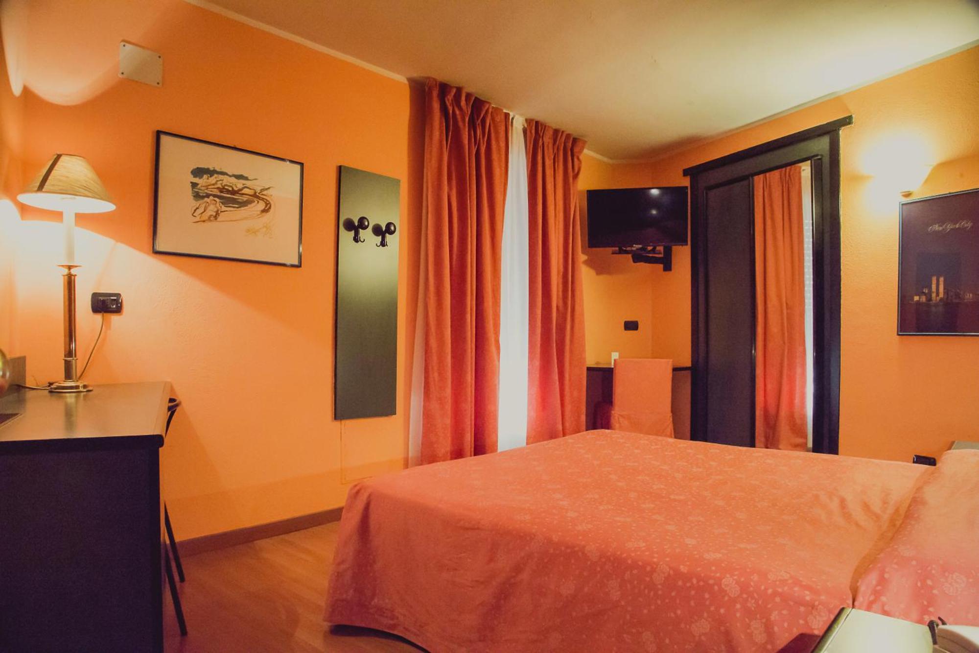 Hotel Rainero Asti Exterior foto