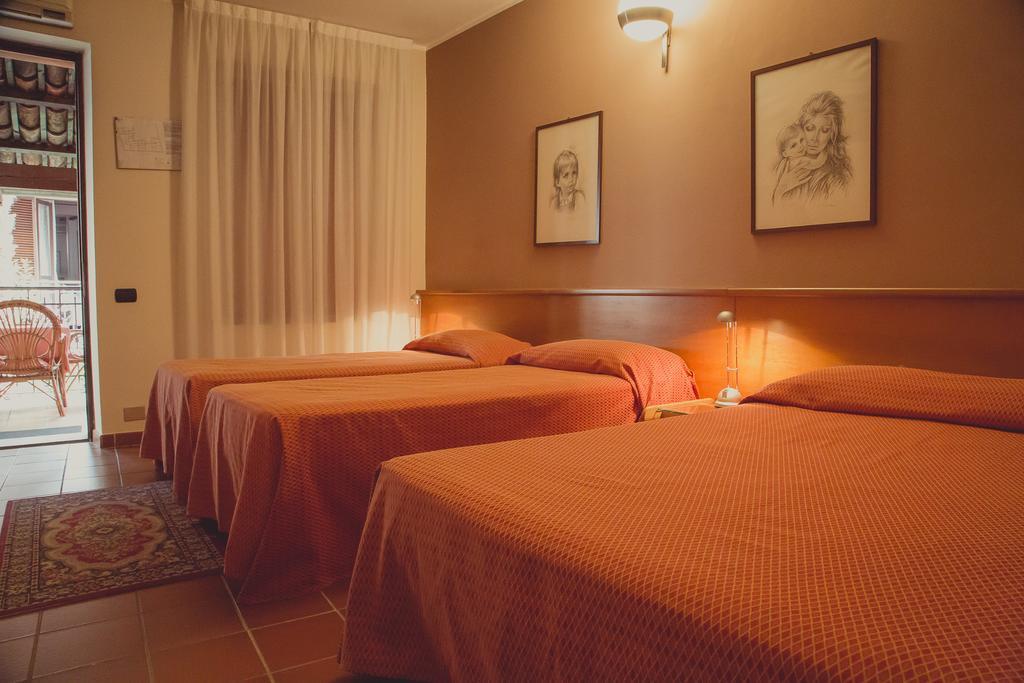 Hotel Rainero Asti Exterior foto