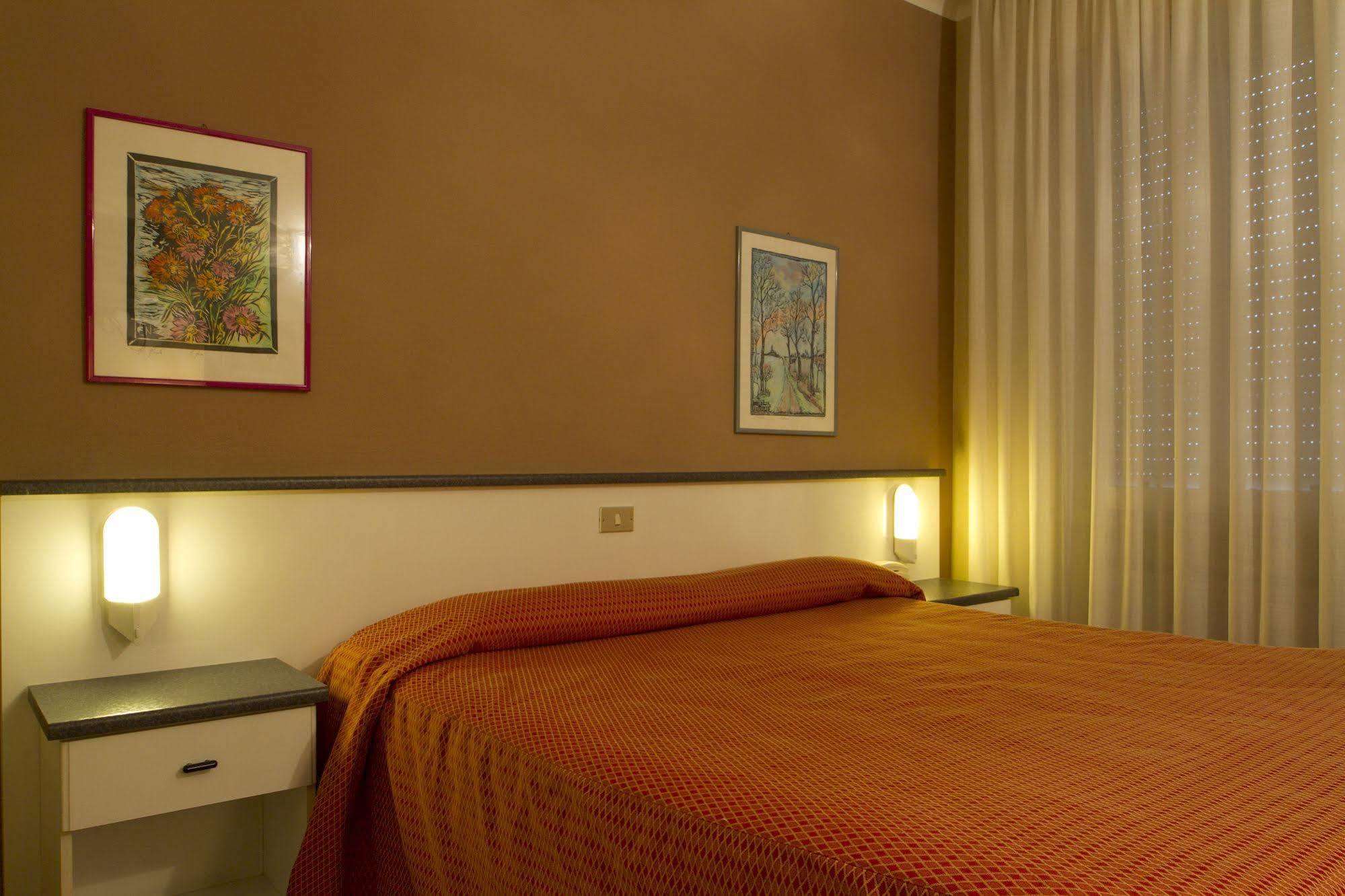 Hotel Rainero Asti Exterior foto